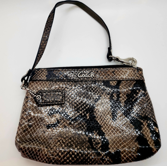 Coach Soho Embossed Exotic Leather Madison Wristlet - Picture 1 of 6